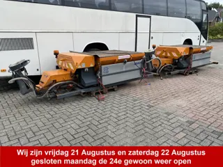 Schuitemaker Epoke S2400 HSR Bouwjaar 2006 0.8 M3 natstrooier 2500kg totaal