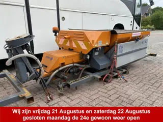 Natstooier Schuitemaker S2400 HSR Bouwjaar 2006 0.8 M3 natstrooier