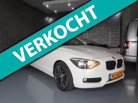BMW 1-serie 116i Business Schuifdak/ 18"Velgen/ Navi