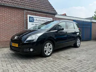 Peugeot 5008 1.6 THP Allure 7p. (bj 2013, automaat)