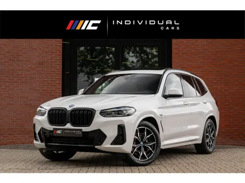 BMW X3 xDrive30e M-Sport Pano HuD Trekhaak Camera 94% SOH
