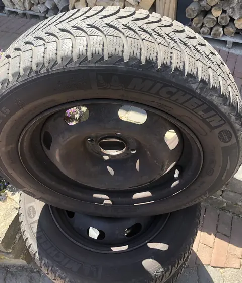 Michelin Alpine Winterbandenset op Peugeot / Citroen velgen.