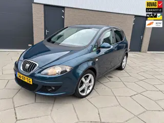 Seat Altea 1.6 Lifestyle| Zeer Royale 5 Deurs met Airco, Trekhaak, Cruise-Control en All-Season band