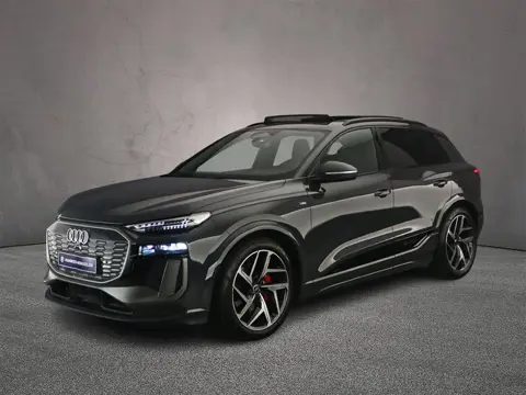 Audi Q6 e-tron S-editon 388PK quattro | Trekhaak | Panoramadak | Luchtvering | B&O | Alcantara |  Te