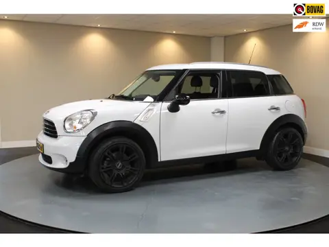 Mini Countryman 1.6 One Chili *Stoelverw.* Harman/Kardon|Sfeerverlichting|Cruise|Navi|PDC|18'' Velge