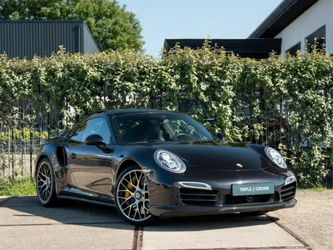 Porsche 911 3.8 Turbo S / Sport Chrono / Burmester