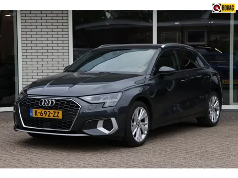 Audi A3 Sportback 35 TFSI S edition 150PK Nieuw model App-connect Trekhaak Navigatie PDC