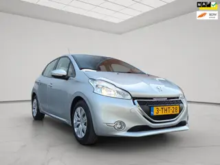 Peugeot 208 1.2 e-VTi Envy Automaat