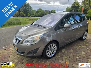 Opel Meriva 1.4 Turbo Cosmo / 130000 km boekjes