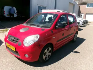 Kia Picanto 1.0 X-pect Nieuwe APK (bj 2011)