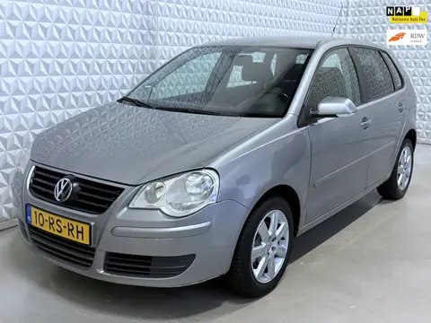 Volkswagen Polo 1.4-16V Turijn 5-deurs AUTOMAAT / 127.000km (2005)