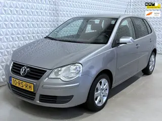 Volkswagen Polo 1.4-16V Turijn 5-deurs AUTOMAAT / 127.000km (2005)