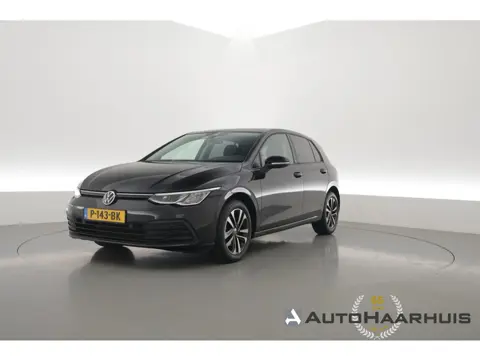 Volkswagen Golf 1.0 TSI Life | Stoel- Stuurverw. | Apple CarPlay | Navi | LED | PDC | Digi. Cockpit 
