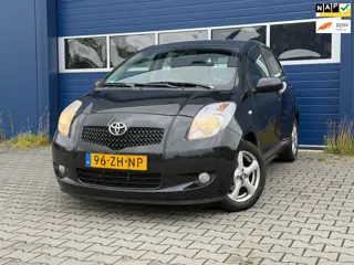 Toyota Yaris 1.3 VVTi Sol | " 190.000 " KM + Airco Nu € 3.450.- !!!