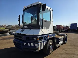 Terberg RT 282 / 4X4 /TURNING CHAIR/AUTOMATIC GEAR/25885 HOURS.
