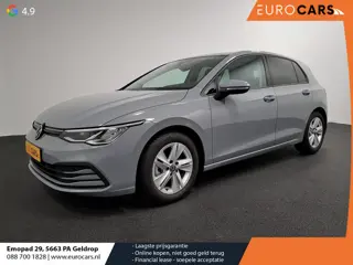 Volkswagen Golf 1.5 150pk eTSI Life DSG Navigatie Climate control Parkeer sensoren Stoelverwarming D