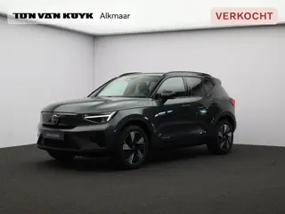 Volvo EX40 Single Motor Ext. Range Plus Europa 82 kWh / Forest Lake Metallic / Elektr. Verstelbare S