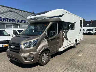 Chausson 747GA PREMIUM AUTOM. LENGTE BED HEFBED GARAGE