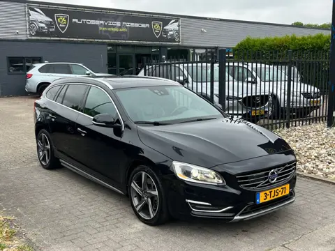Volvo V60 2.4 D6 AWD Plug-In Hybrid Summum # Trekhaak # Pano # Xenon # Camera.
