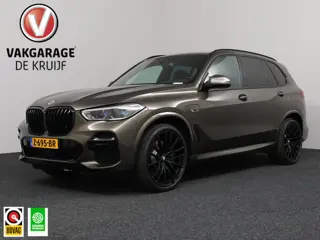 BMW X5 xDrive45e High Executive M-sport | Pano | Trekhaak | Comfortstoelen | Laser Light!