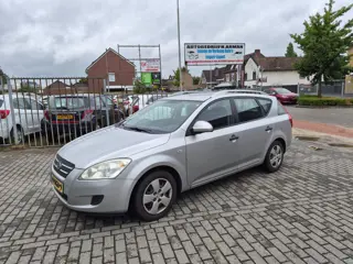 Kia Cee'd Sporty Wagon 1.4 X-tra