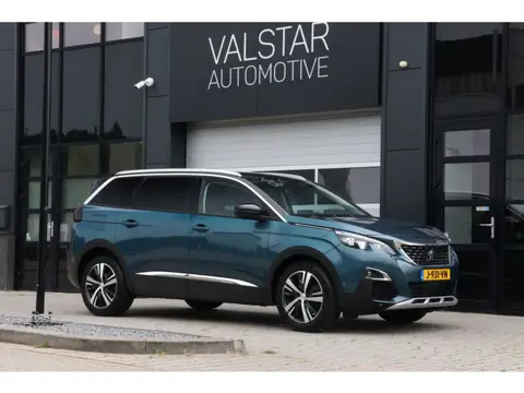 Peugeot 5008 1.2 PureTech Access | Dealer onderhouden! | Trekhaak | Stoelverwarming