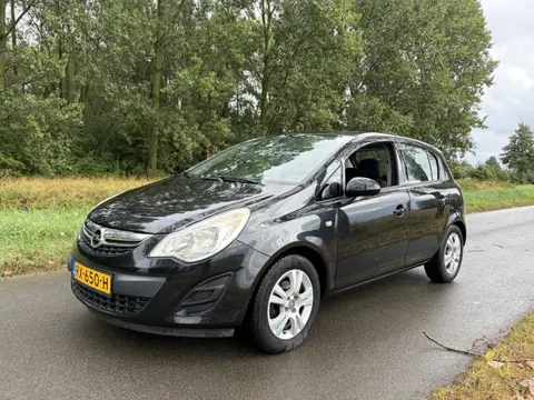 Opel Corsa 1.2-16V Cosmo (bj 2012)