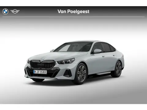 BMW 5 Serie Sedan 530e M Sport Pro Edition | M Sportpakket Pro | Innovation Pack | Travel Pack | Com