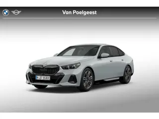 BMW 5 Serie Sedan 530e M Sport Pro Edition | M Sportpakket Pro | Innovation Pack | Travel Pack | Com