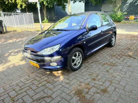 Peugeot 206 1.6 Benzine - Airco - APK 10-2026 - Rijdt goed