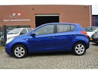 Hyundai I20 1.4i DynamicVersion airco inruil mogelijk