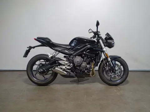 Triumph STREET TRIPLE S A2 (bj 2018)