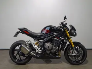 Triumph SPEED TRIPLE 1200 RS (bj 2025)
