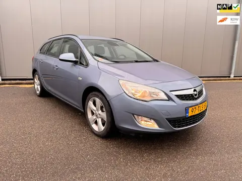 Opel Astra Sports Tourer 1.4 Turbo Edition