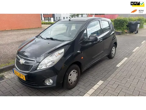 Chevrolet Spark 1.0 16V LS 4 deurs apk