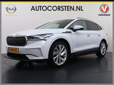 Škoda Enyaq iV 60 First Edition Trekhaak Adap.Cruise Head-Up Camera Stuur+Stoelverwarming Navi 3-Zon