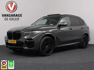 BMW X5 xDrive45e High Executive | Trekhaak | Pano | Luchtvering | Achteras Besturing!