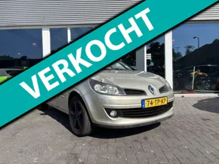 Renault Clio 1.6-16V Initiale / Airco / Cruise control / lm velgen