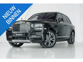 Rolls-Royce Cullinan | Bespoke | 4 Seats | Glass Partition | Theatre |
