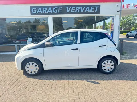 Toyota Aygo 1.0 VVT-i x-fun
