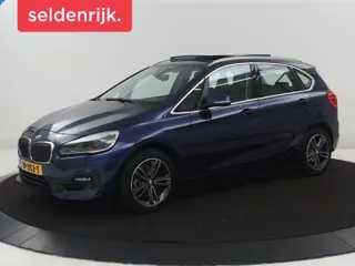 BMW 2-serie Active Tourer 218i Executive | Panoramadak | Cruise control | Climate control | Park ass