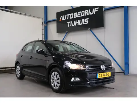 Volkswagen Polo 1.0 Comfortline - N.A.P. Airco, Cruise, Carplay, Trekhaak.