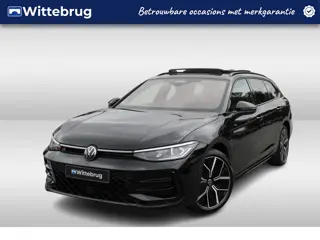 Volkswagen Passat Variant 1.5 eHybrid 272pk R-Line DSG Automaat Black Style / Panorama schuifdak / L