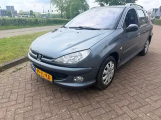Peugeot 206 SW 1.6 Benzine - Airco - APK 03-2027