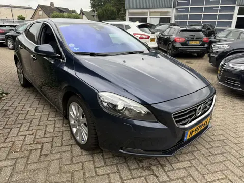 Volvo V40 2.0 D3 Summum AUTOMAAT FULL OPTION (bj 2015)