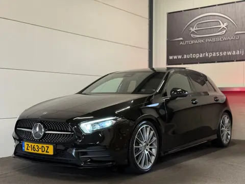 Mercedes-Benz A-klasse 200 AMG Pano, ACC, Multibeam, Burmester, 360° Camera, Sfeerverlichting, Multi