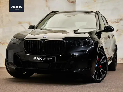 BMW X5 xDrive50e M Sport Pro , M Stoelen, pano, luchtv., CraftedClarity, H/K, massage, 22", tr.haak,