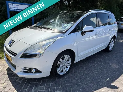 Peugeot 5008 1.6 THP Blue Lease Executive 7p. | Automaat | Bomvol opties | Nwe APK