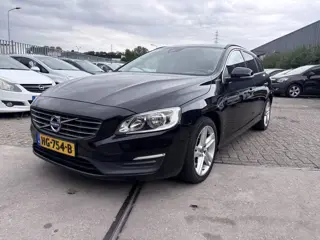 Volvo V60 2.4 D6 Tw.En. Mom.AUTOMAAT! (bj 2015)