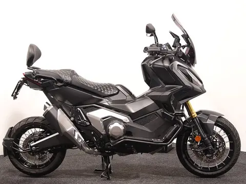 Honda X-ADV 750 (bj 2024)
